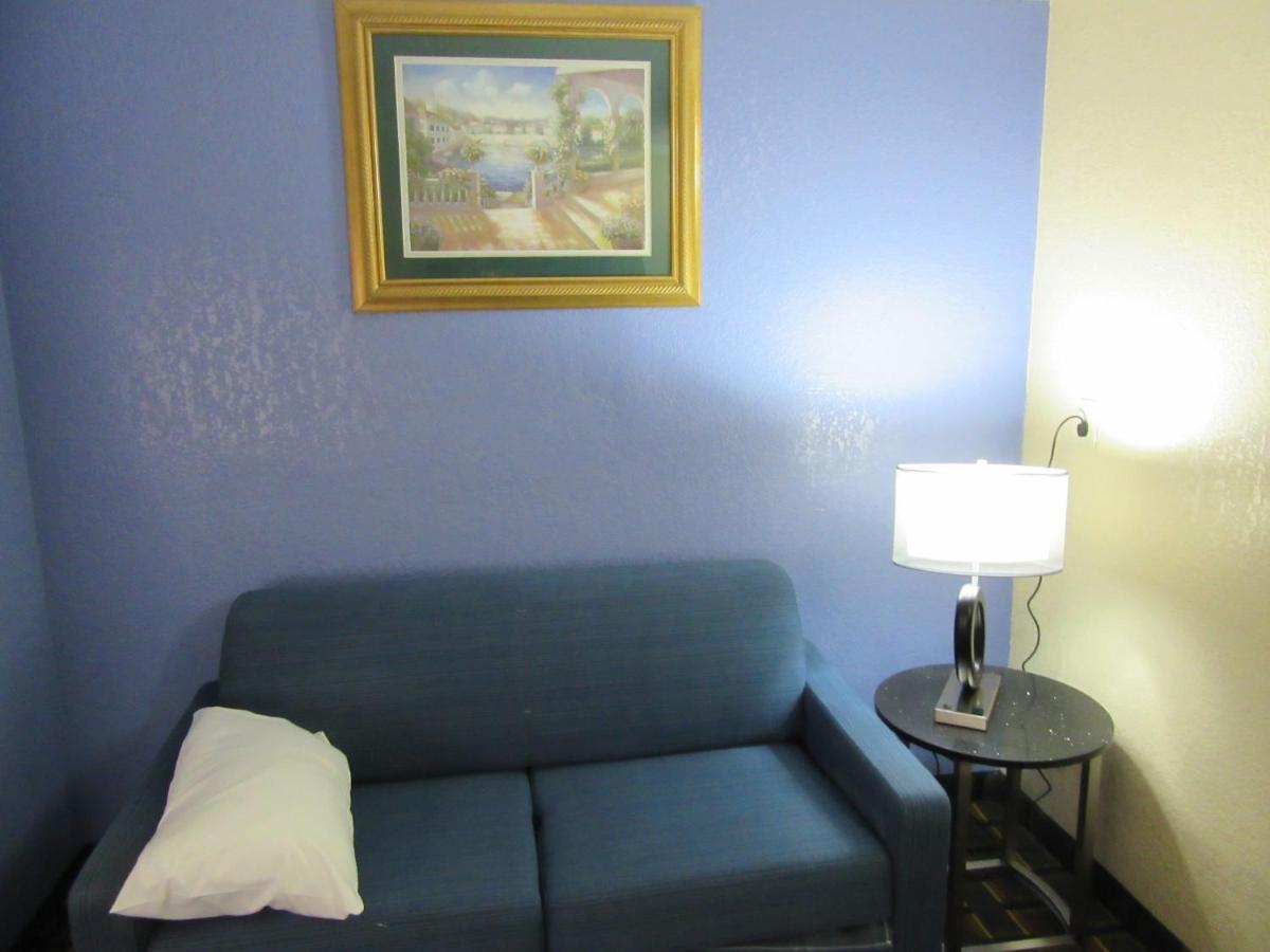Quality Inn & Suites Near Six Flags East Lodge West Extérieur photo