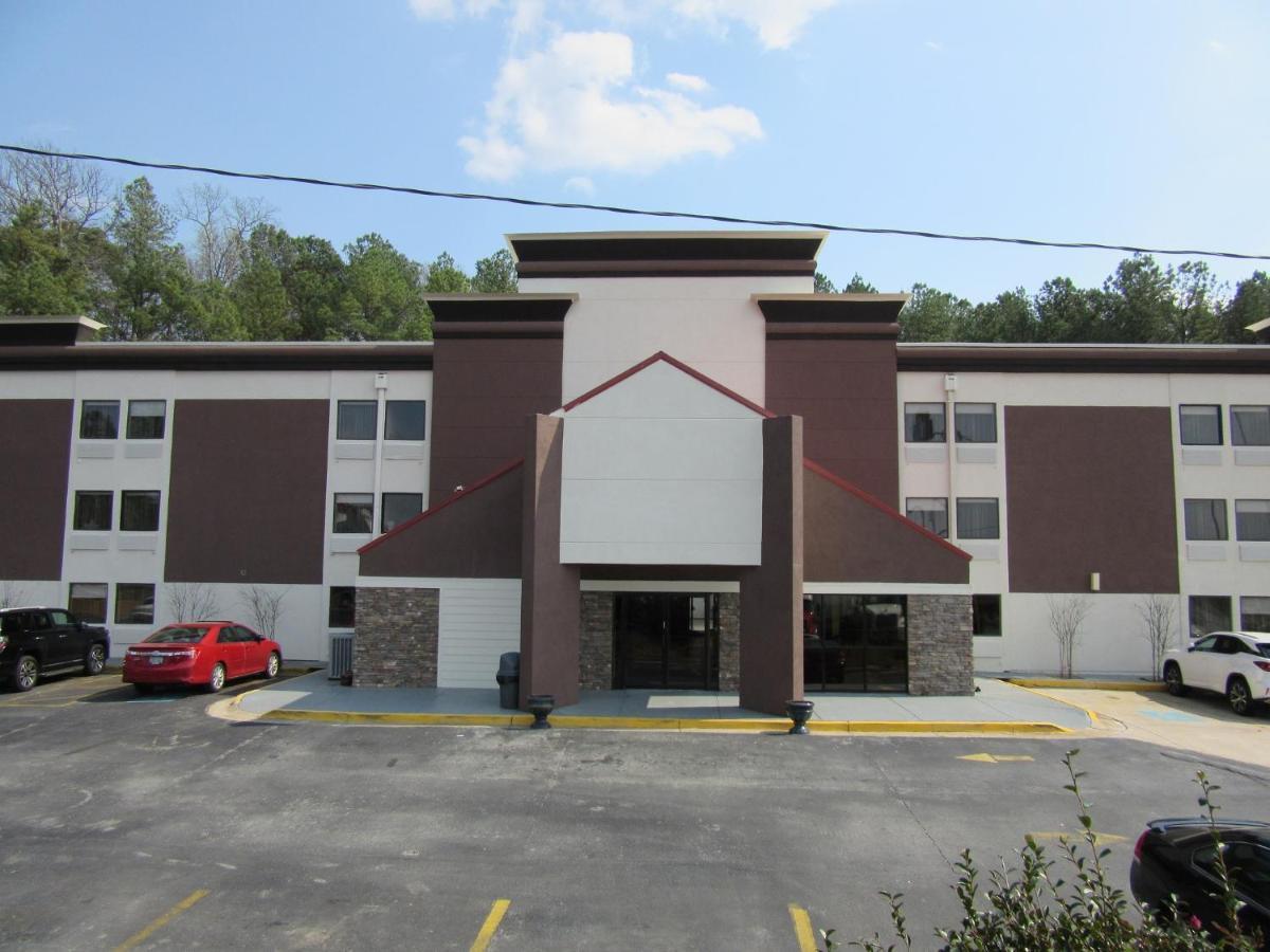 Quality Inn & Suites Near Six Flags East Atlanta Extérieur photo